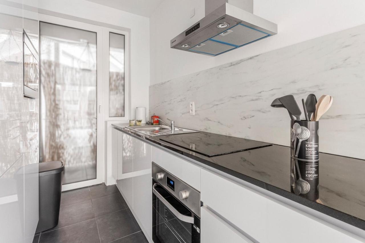 Apartament Center Of Antwerp, Fully Equipped, Train Station Zewnętrze zdjęcie